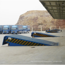 hydraulic electric car loading dock ramp for truck